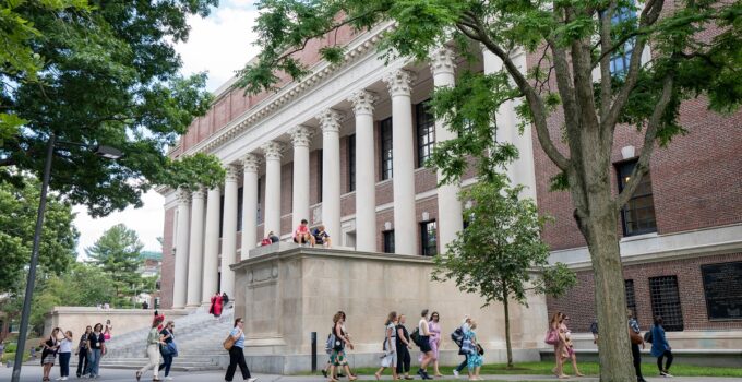 Massachusetts Senate Wants Free Community College for All