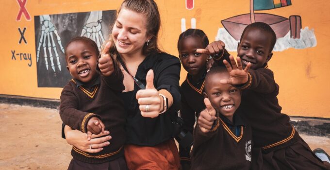 Change the World as You Explore It By Volunteering While You Travel