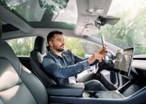 Tech Overload: When Car Gadgets Become Driving Hazards